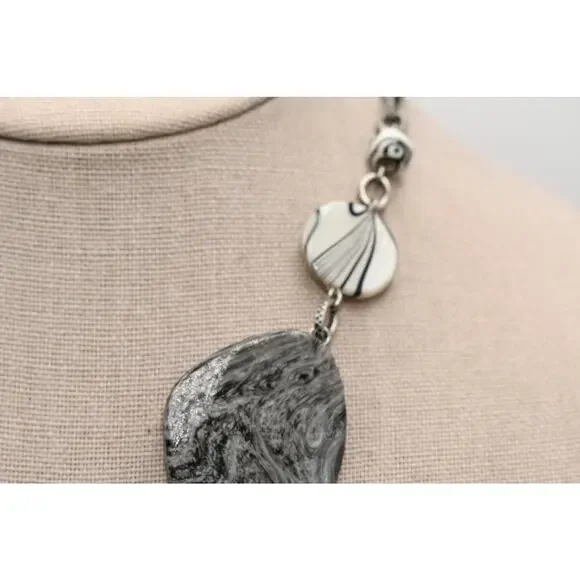 Chico's Statement Necklace Black White Lucite Wood Ring Silver Tone - Picture 6 of 11